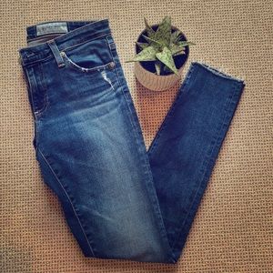 AG The Legging Raw Hem Ankle Skinny Jeans 27R